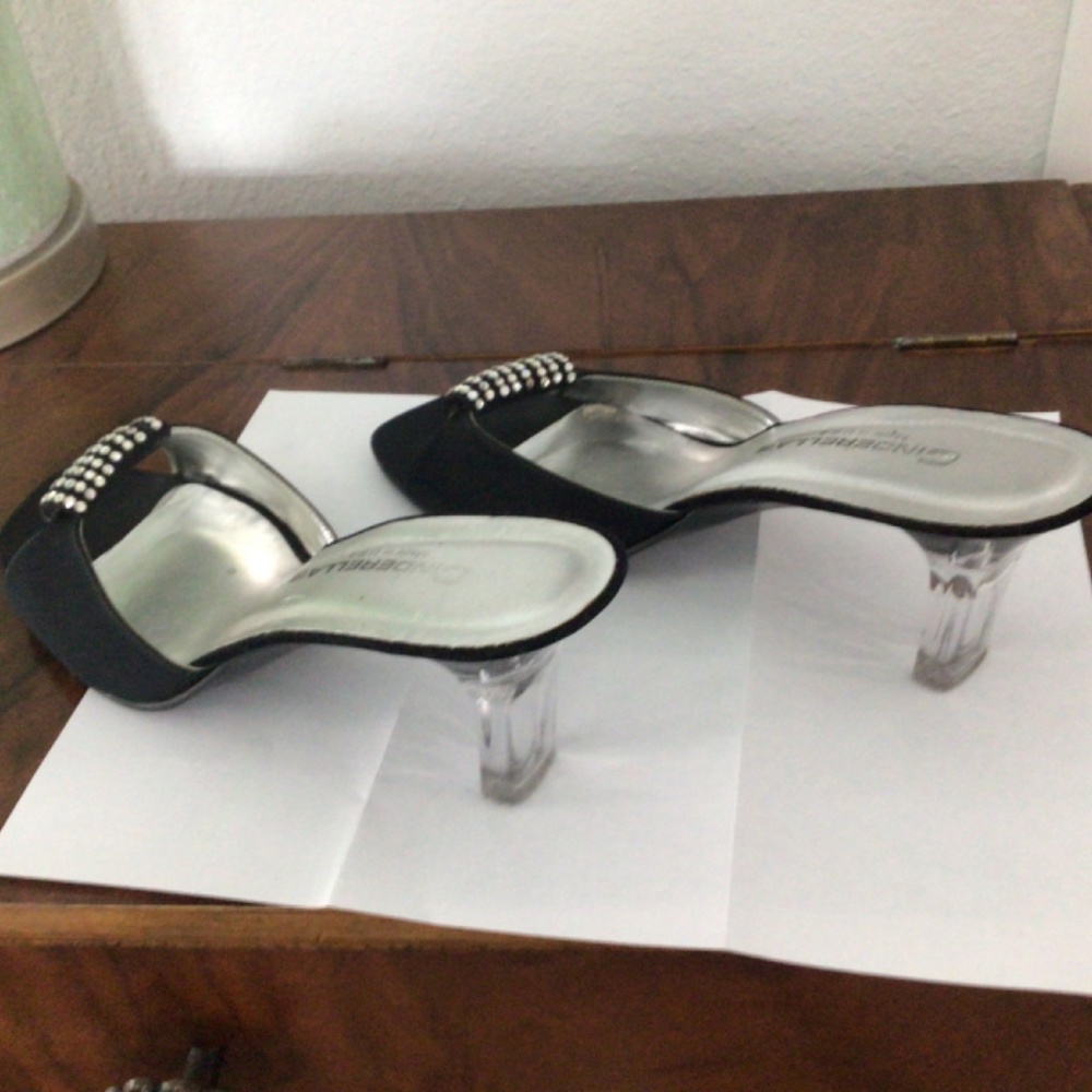 Peau de soie backless shoes with clear heels - Picture 5 of 5